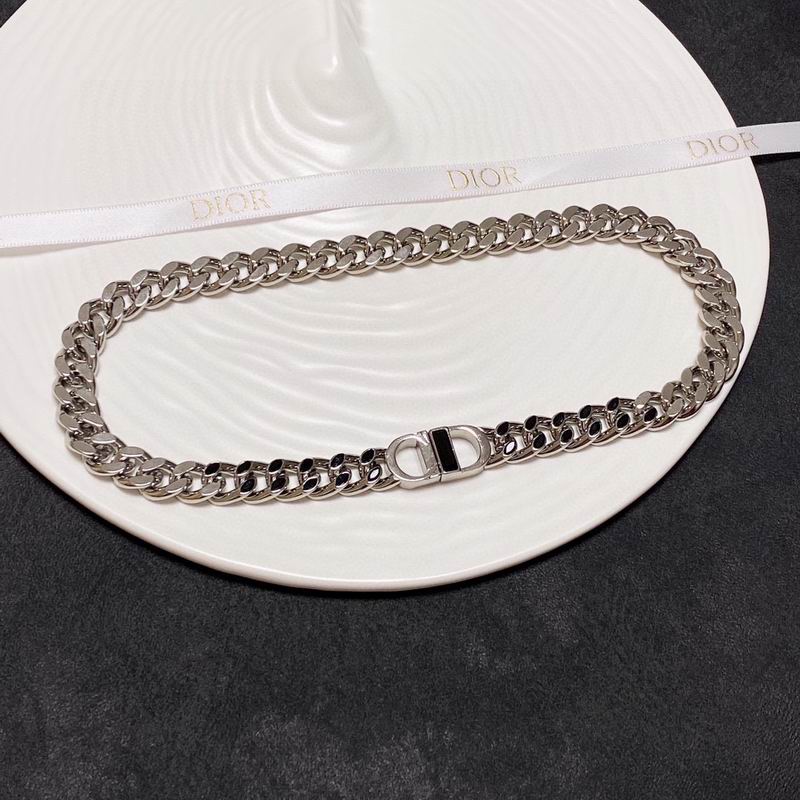 Dior Necklace 04lyr249 (1)